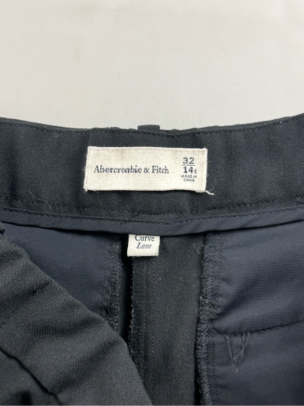 Abercrombie & Fitch Curve Love Sloane Tailored Pants Black 14 Short / 32 Waist - Picture 4 of 10